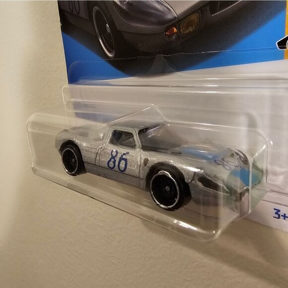 Bundle Of 2 HotWheels Porsche 904 Carrera GTS - Picture 4 of 10